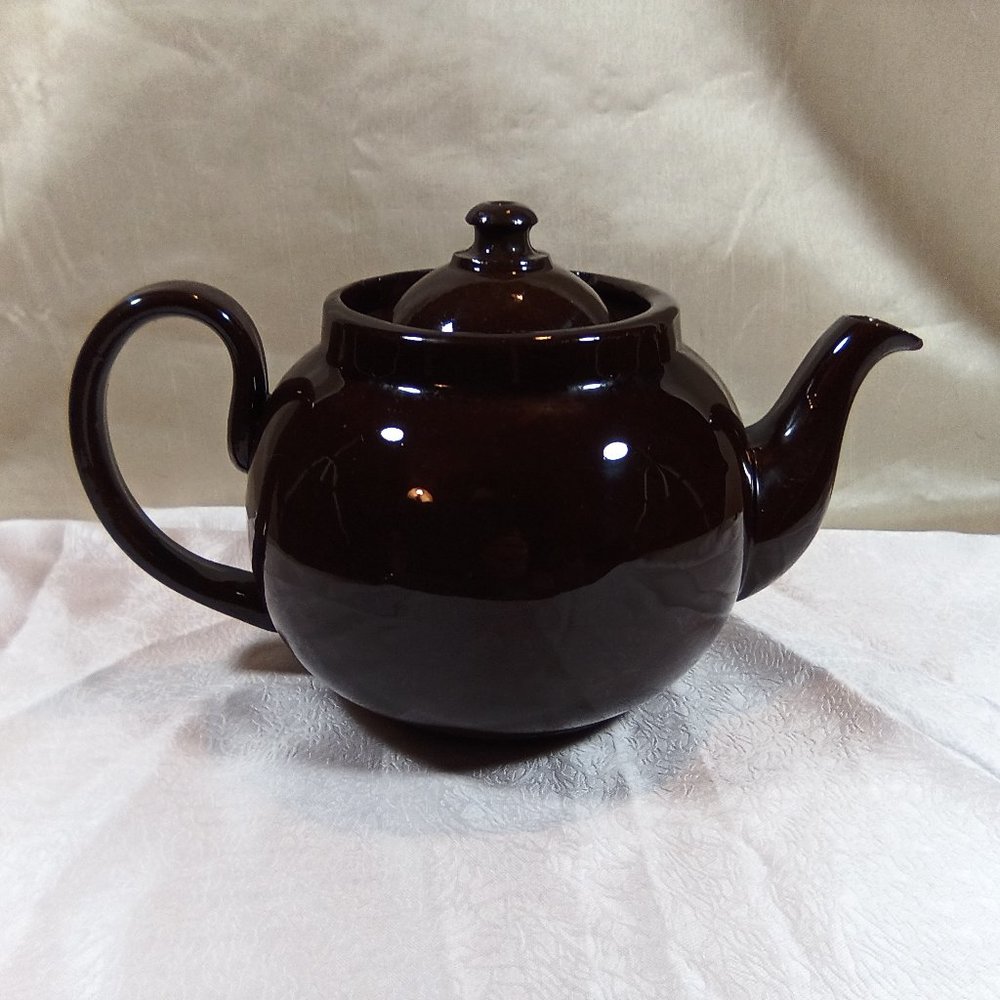 Antique "Brown Betty" Tea Pot Dated Back To 1920's